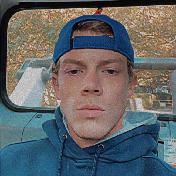 Meet your Posher, Sean - Picture 1 of 1